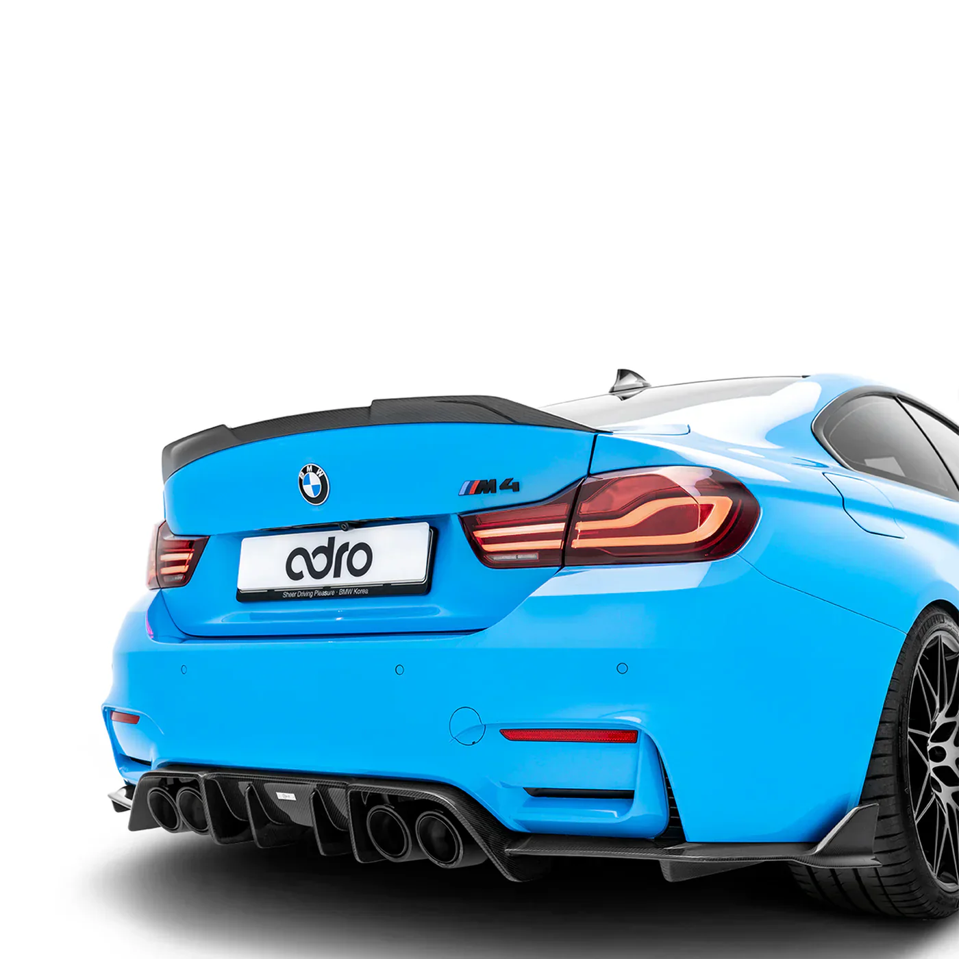 BMW F8X M3/M4 CARBON FIBER REAR DIFFUSER - Image 4