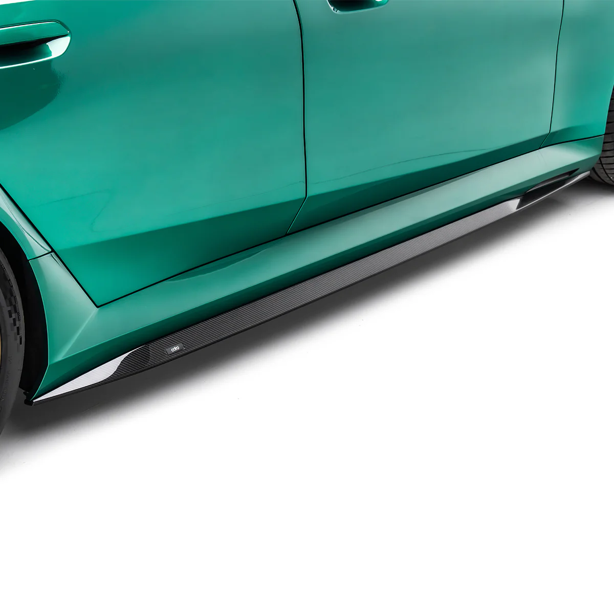 BMW G90 M5 PREPREG SIDE SKIRTS - Image 2