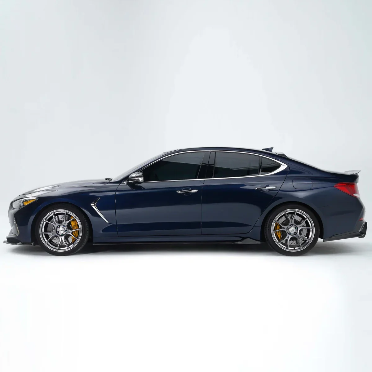 GENESIS G70 CARBON FIBER SIDE SKIRTS V3 - Image 2