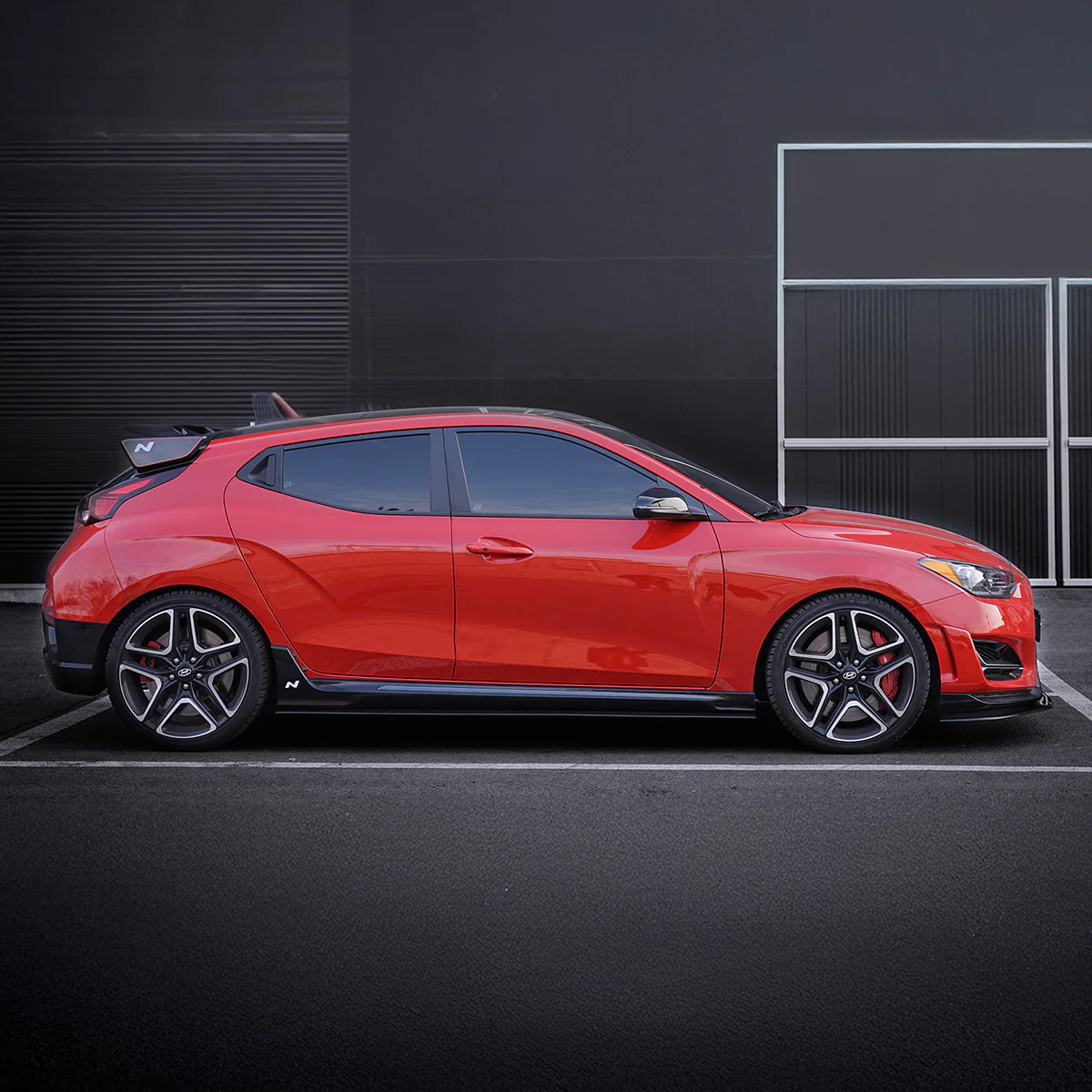 HYUNDAI VELOSTER N CARBON FIBER SIDE SKIRTS V1 - Image 2