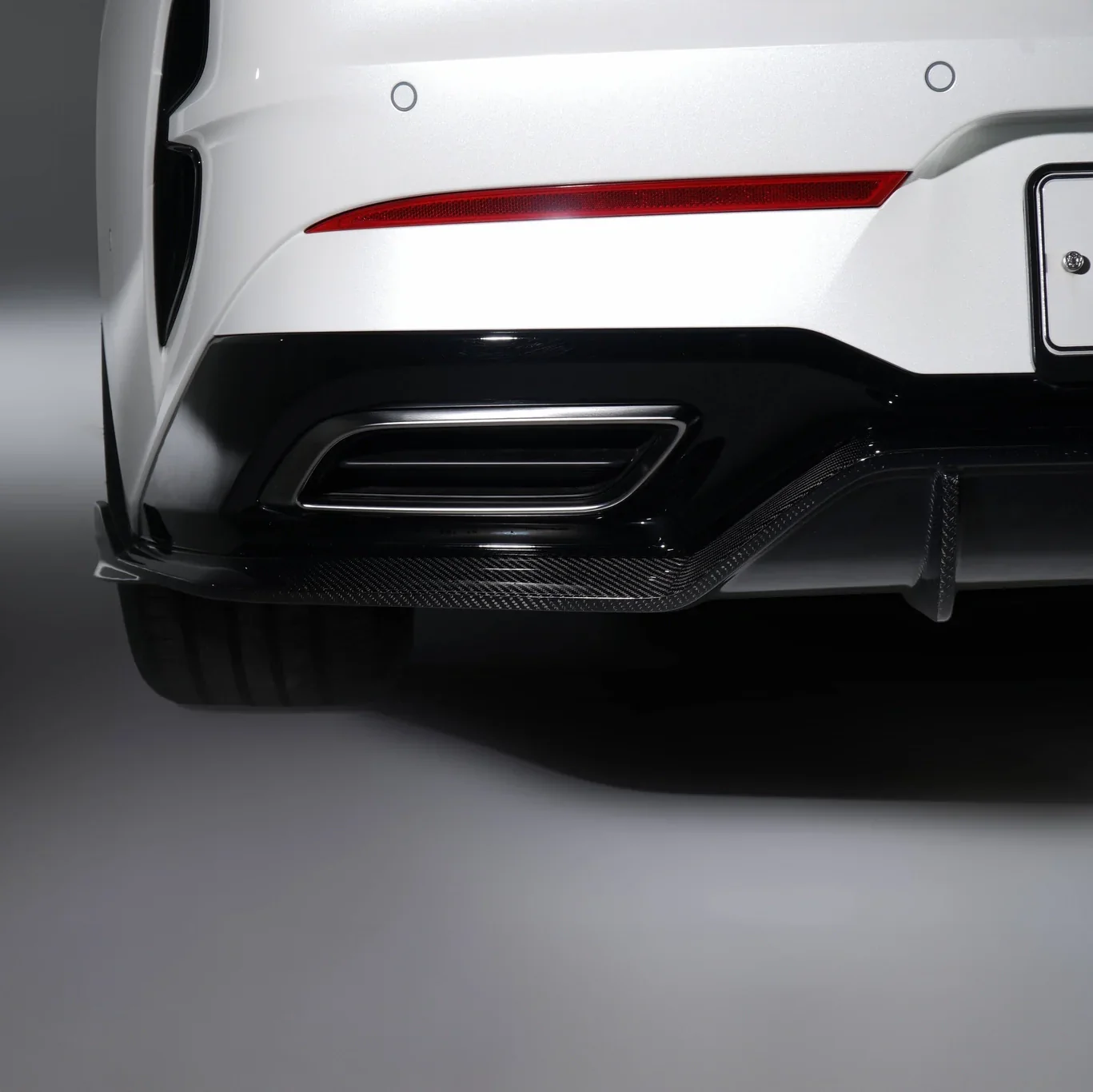 KIA K5 DL3 CARBON FIBER REAR DIFFUSER - Image 7