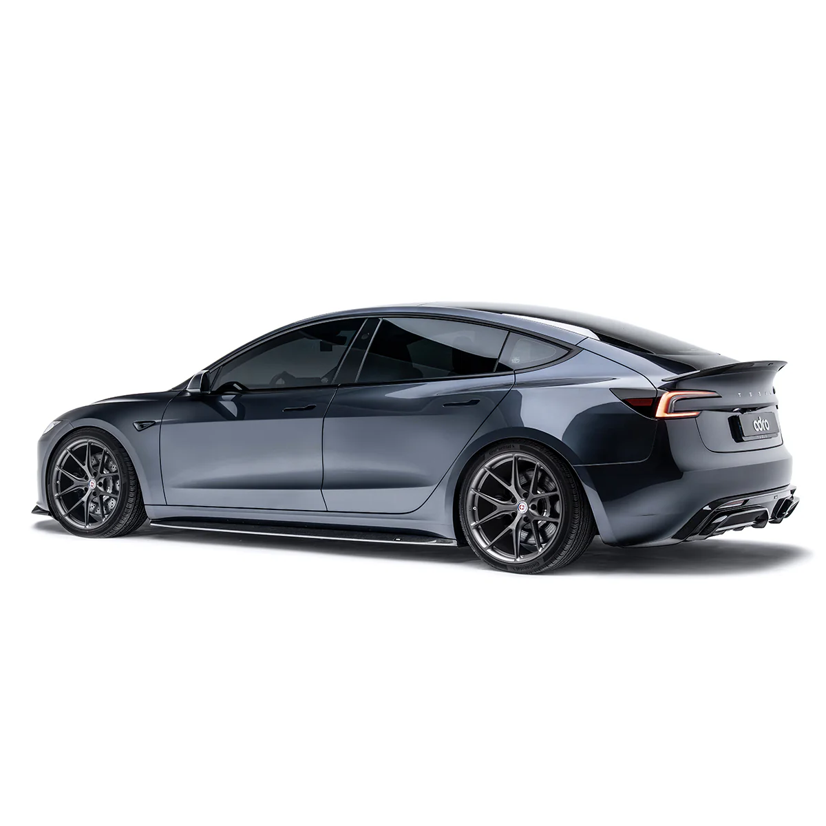 TESLA MODEL 3 HIGHLAND CARBON FIBER REAR DIFFUSER - Image 4