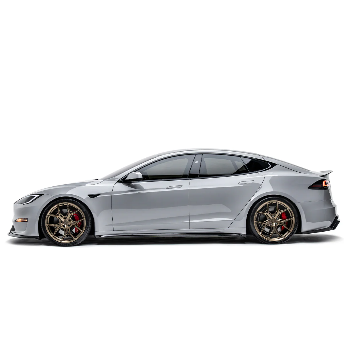 TESLA MODEL S PREPREG REAR DIFFUSER - Image 6