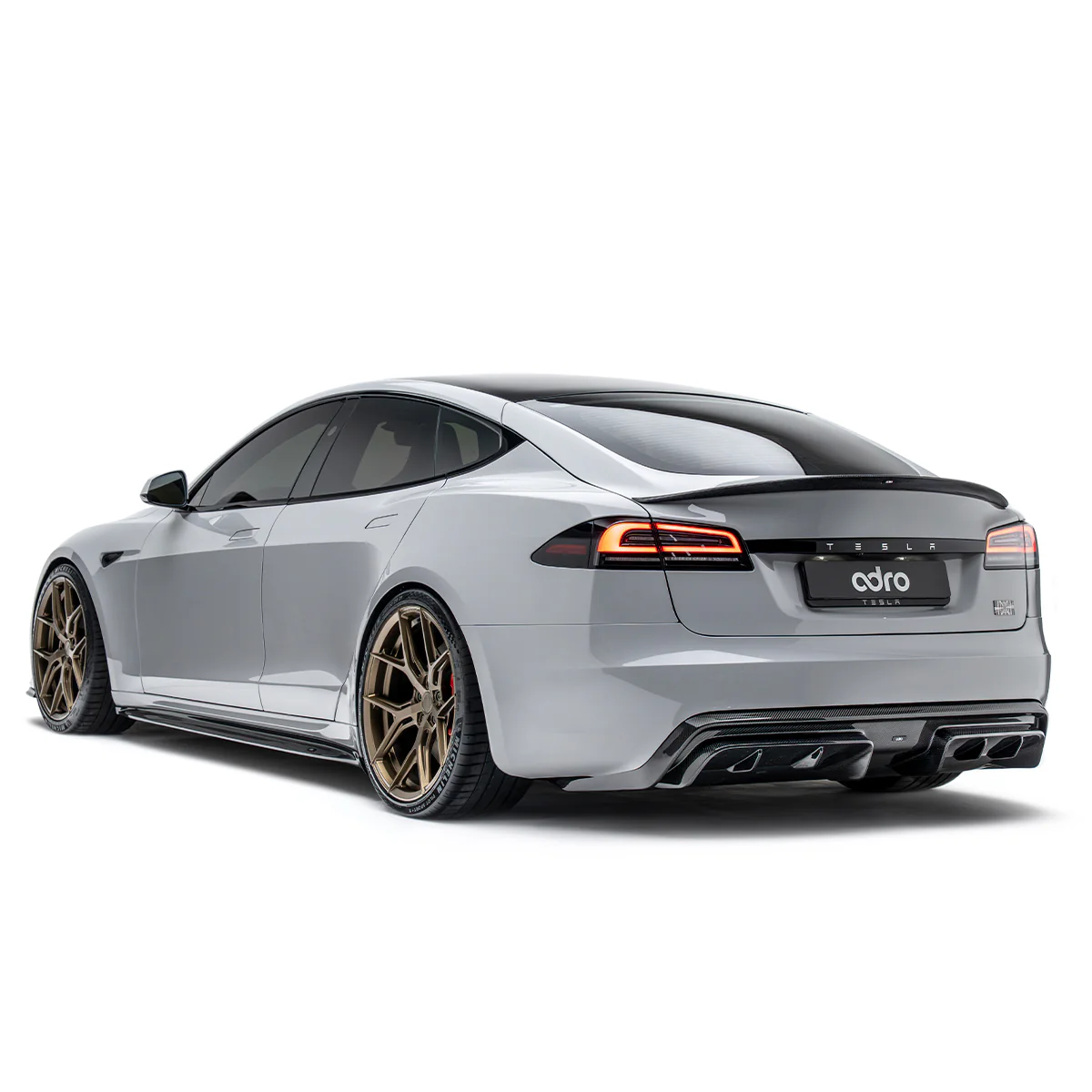 TESLA MODEL S PREPREG REAR DIFFUSER - Image 4