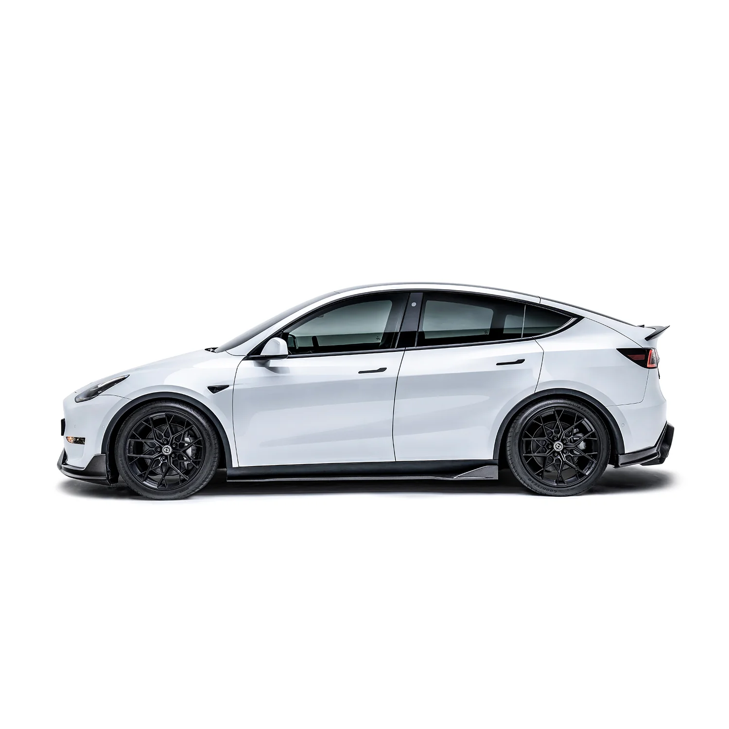 TESLA MODEL Y CARBON FIBER SIDE SKIRTS V2 - Image 2