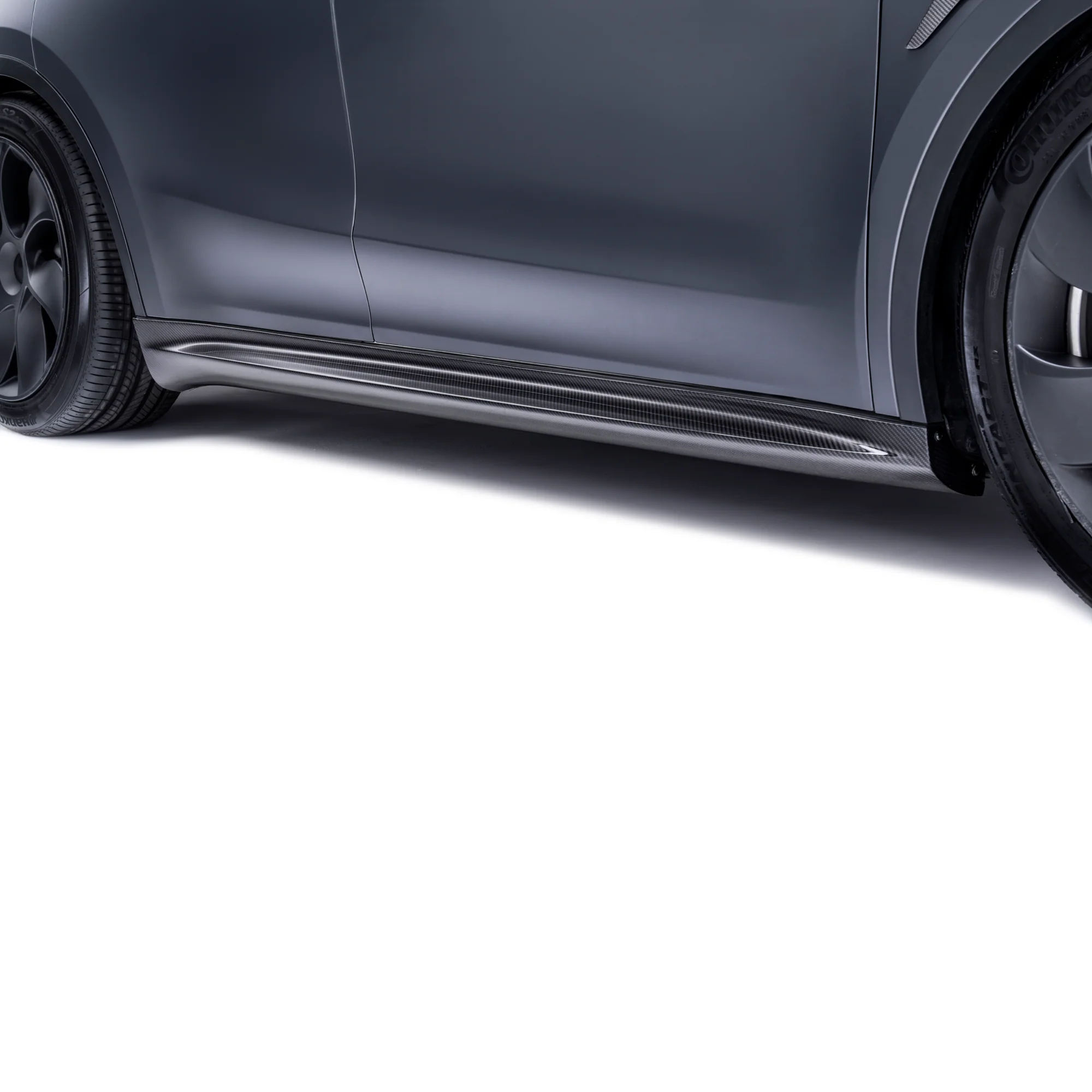 TESLA MODEL Y PREPREG SIDE SKIRTS V1 - Image 3